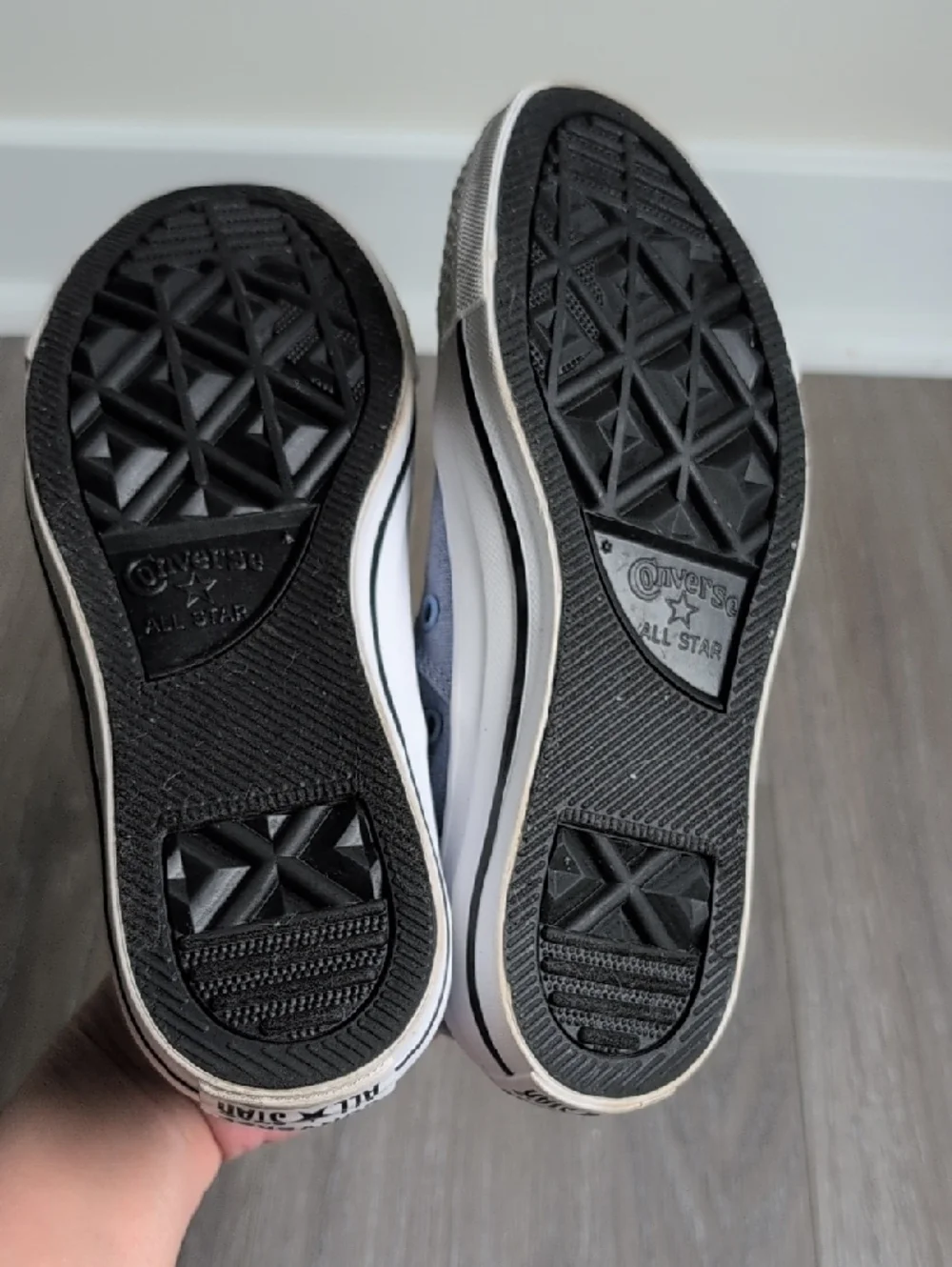 Blue Converse - Picture 7 of 7